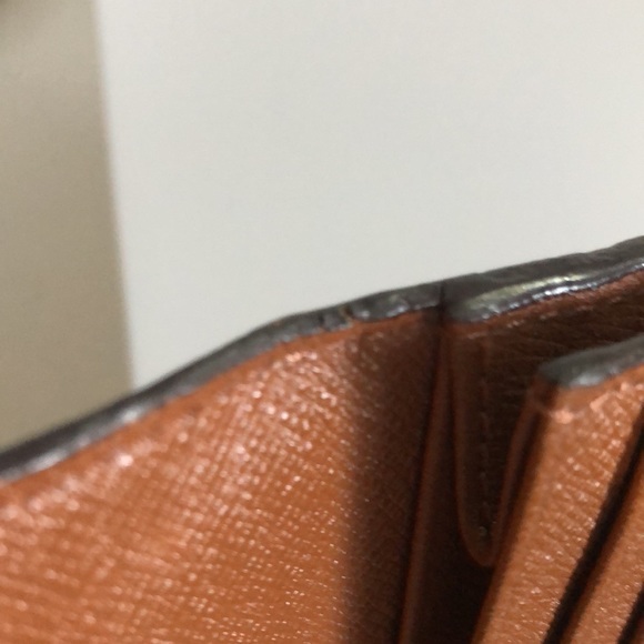 Michael Kors wallet - Picture 10 of 11